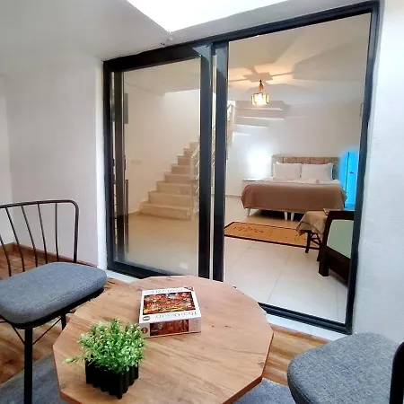 Apartament Sere *